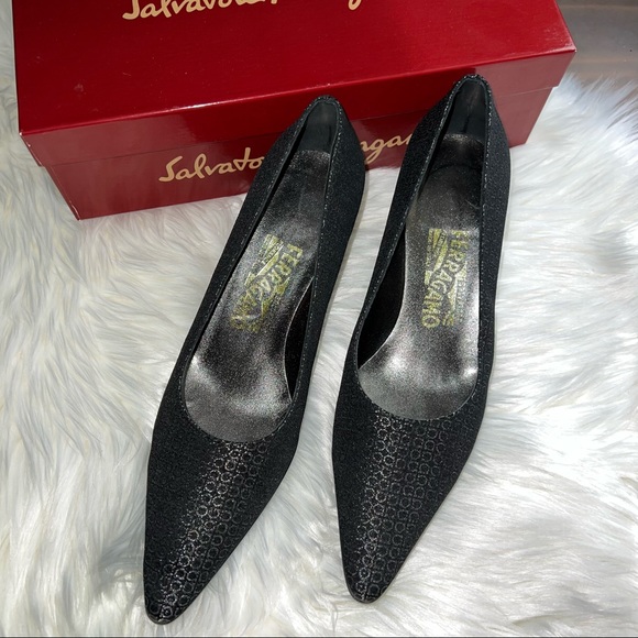 Salvatore Ferragamo pointy high heels - Picture 4 of 13